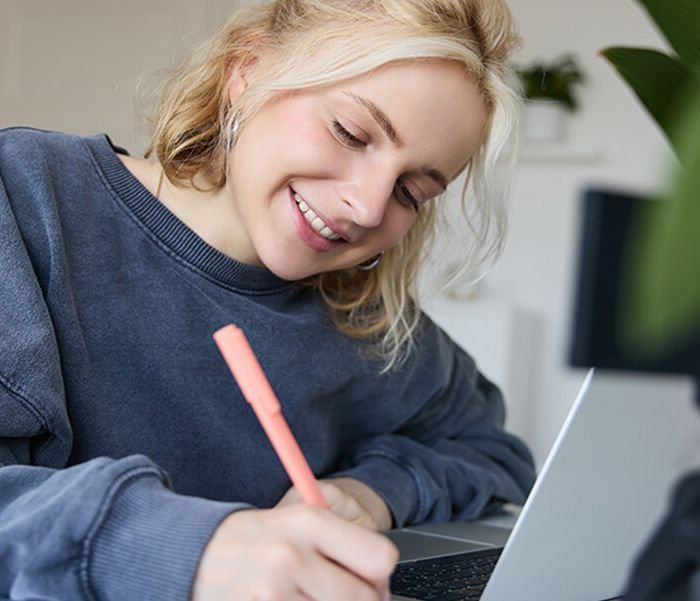 Human-computer interaction: brand media, blogs and content marketing (Demo)